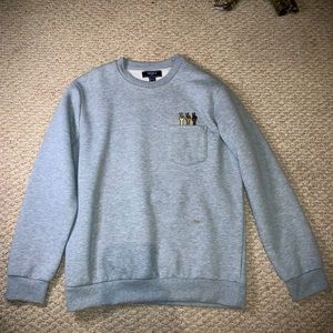 Grey hoodie without the hood so it’s a ie